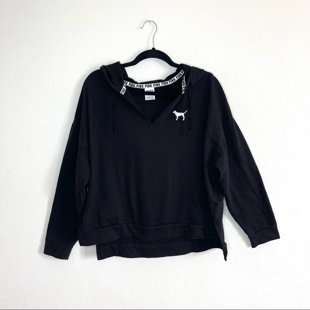 VS PINK Women’s Black V Neck Hooded Dog Logo Pullover Sweater Large